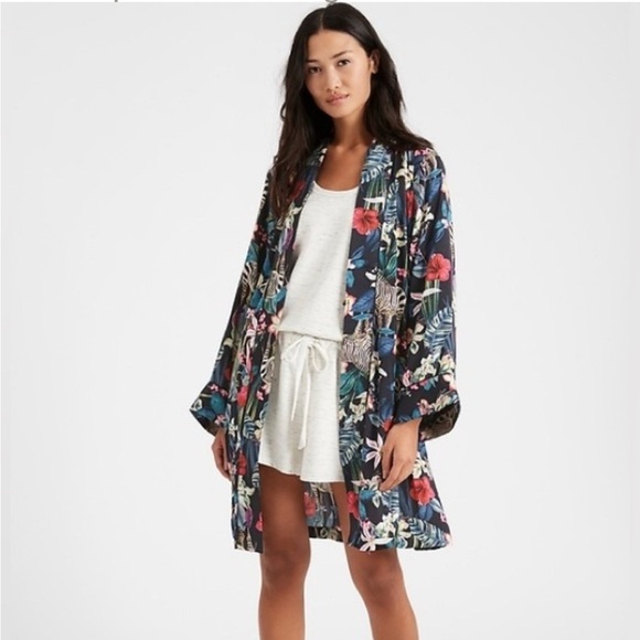 LIKE NEW Banana Republic Floral Zebra Robe - Picture 1 of 8